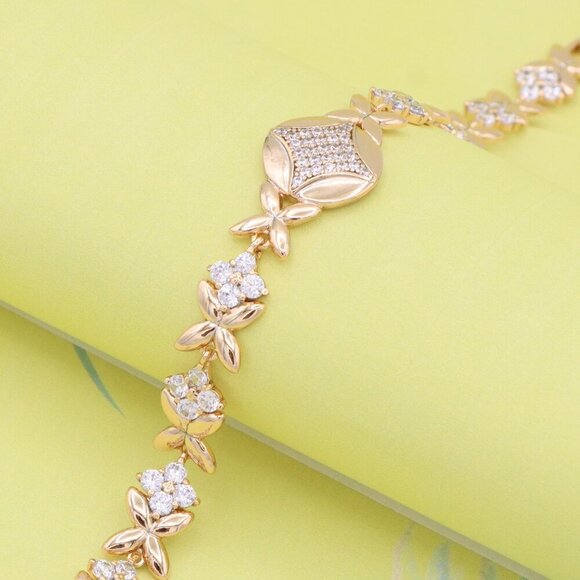 "Elegant Rose Gold Bracelet with Floral Design and Crystal Accents, XPBL0969 - Picture 1 of 13